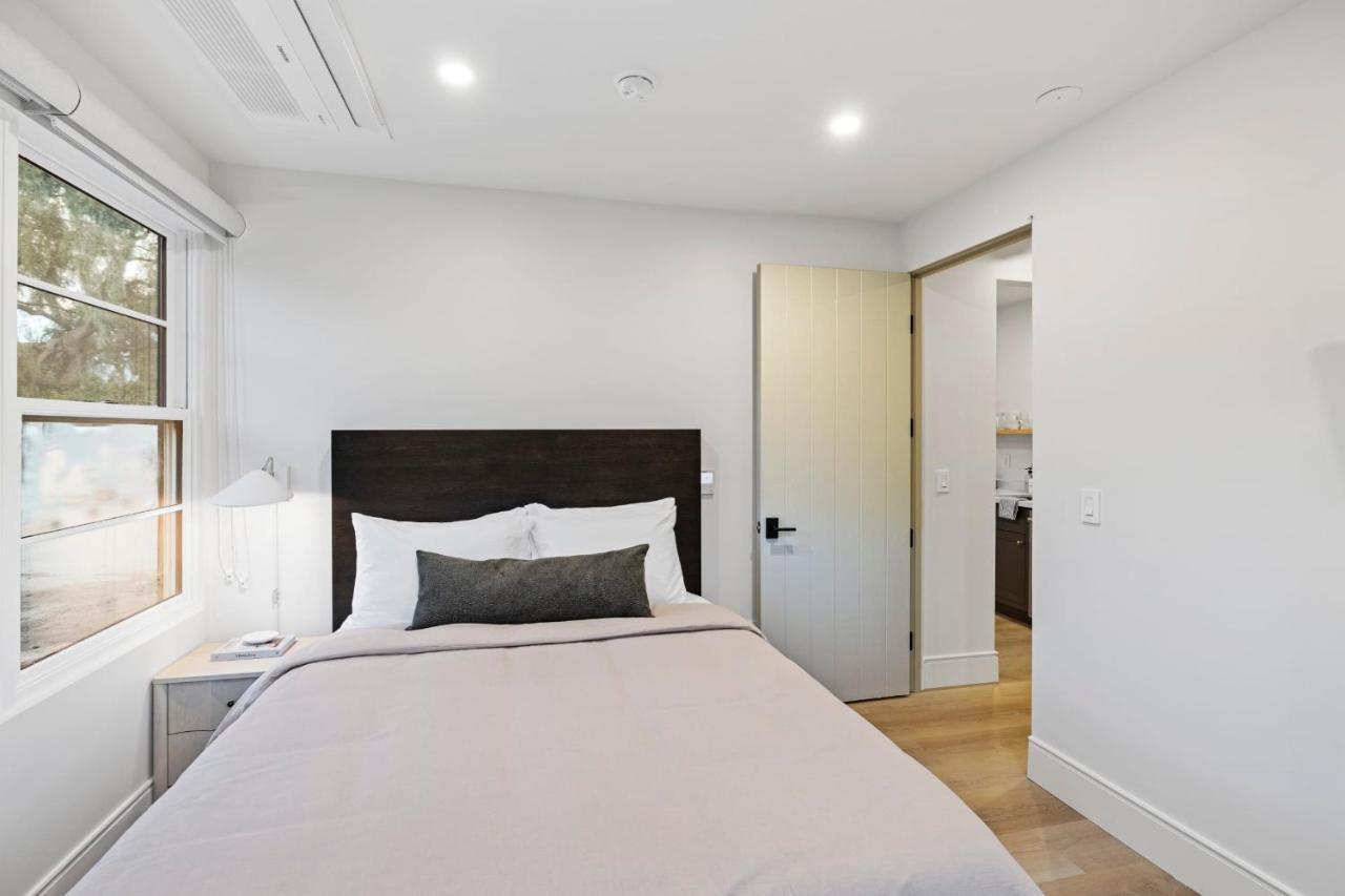 Casa Jardin - Boutique Suites In Downtown ซานตาบาร์บารา ภายนอก รูปภาพ