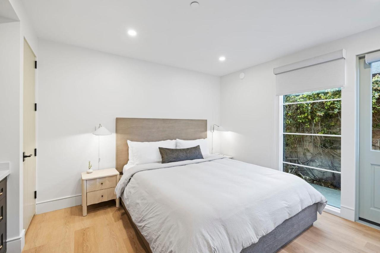 Casa Jardin - Boutique Suites In Downtown ซานตาบาร์บารา ภายนอก รูปภาพ